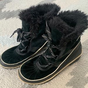 Sorel Tivoli Black Boots